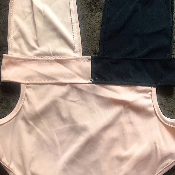 DARLING and Sultry Swimsuit 🤎 - Picture 5 of 8